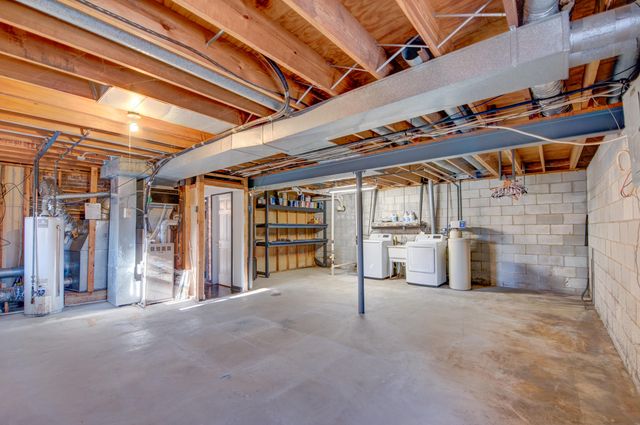 611 Bayberry Court, Valparaiso, IN 46385