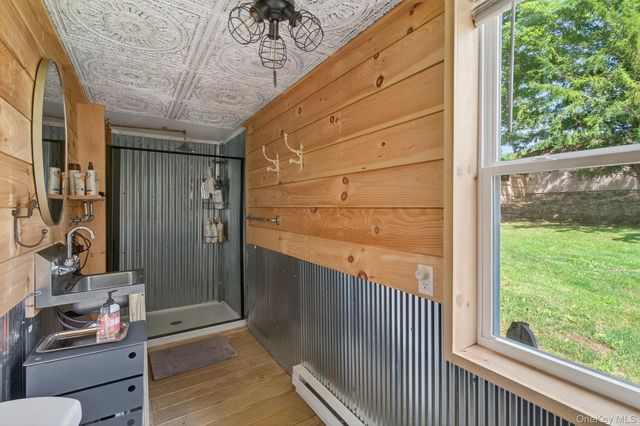 8213 Main Street, Hunter, NY 12442