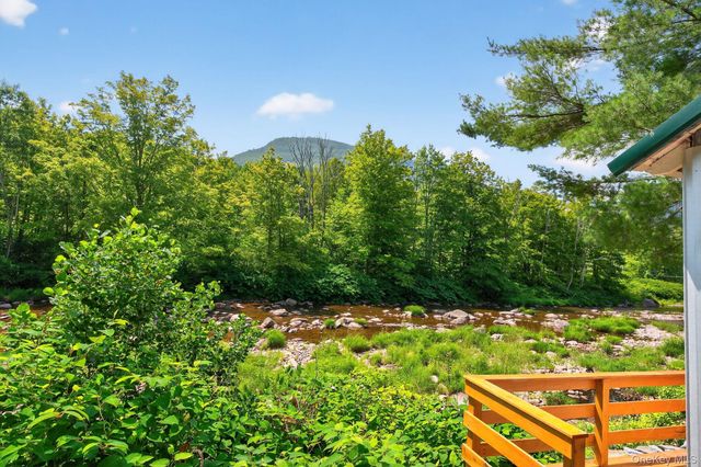 8213 Main Street, Hunter, NY 12442