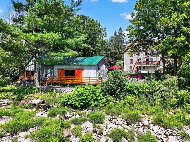 8213 Main Street, Hunter, NY 12442