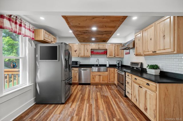 8213 Main Street, Hunter, NY 12442