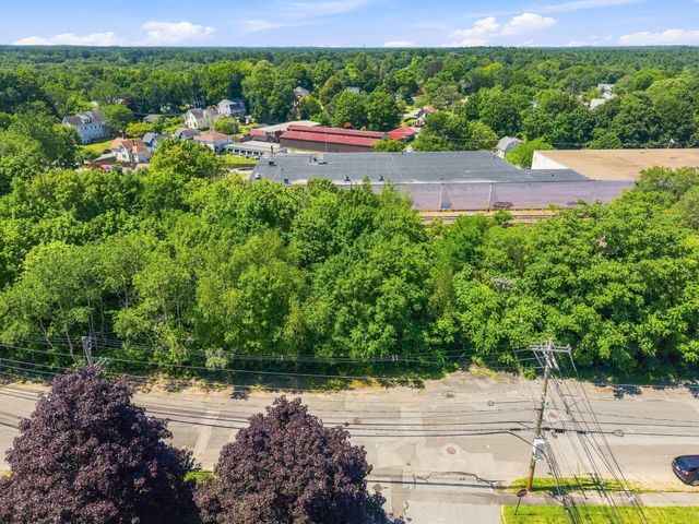 50 Cambridge St, Middleboro, MA 02346