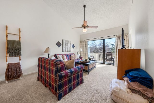 123 Lost SPUR 5, Horseshoe Bay, TX 78657