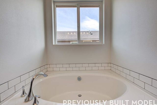 18805 E Riverside Ct, Spokane Valley, WA 99016