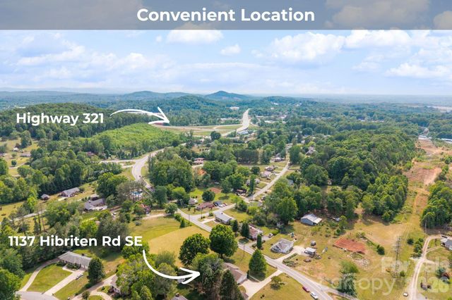 1137 Hibriten Drive SE, Lenoir, NC 28645