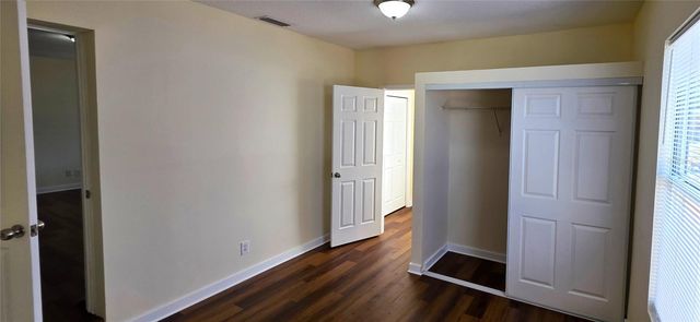 2417 WISHING WELL CIRCLE, Tampa, FL 33619