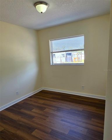 2417 WISHING WELL CIRCLE, Tampa, FL 33619