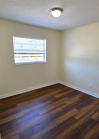 2417 WISHING WELL CIRCLE, Tampa, FL 33619