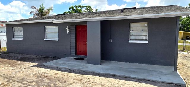 2417 WISHING WELL CIRCLE, Tampa, FL 33619