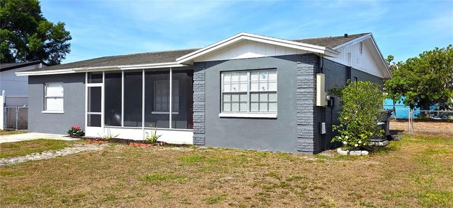 2417 WISHING WELL CIRCLE, Tampa, FL 33619