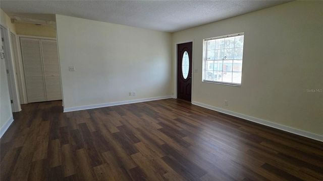 2417 WISHING WELL CIRCLE, Tampa, FL 33619