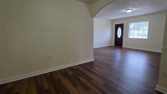 2417 WISHING WELL CIRCLE, Tampa, FL 33619