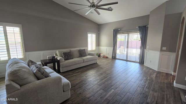 3423 E Crescent Way, Gilbert, AZ 85298