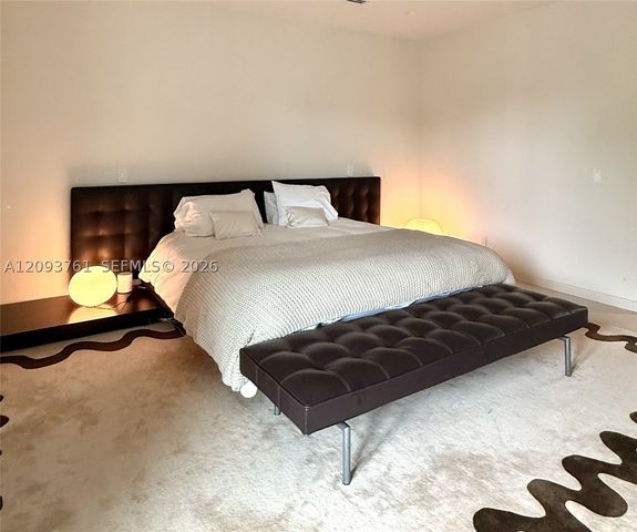 241 NW 46th St, Miami, FL 33127