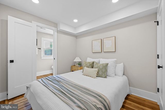 813 S LUZERNE AVE, Baltimore, MD 21224