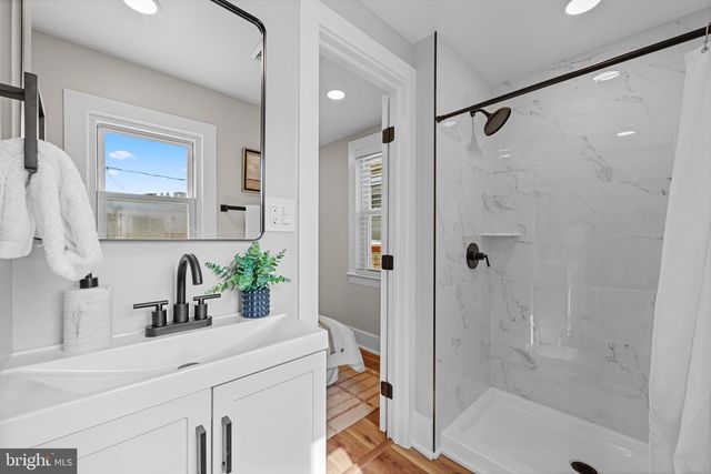 813 S LUZERNE AVE, Baltimore, MD 21224