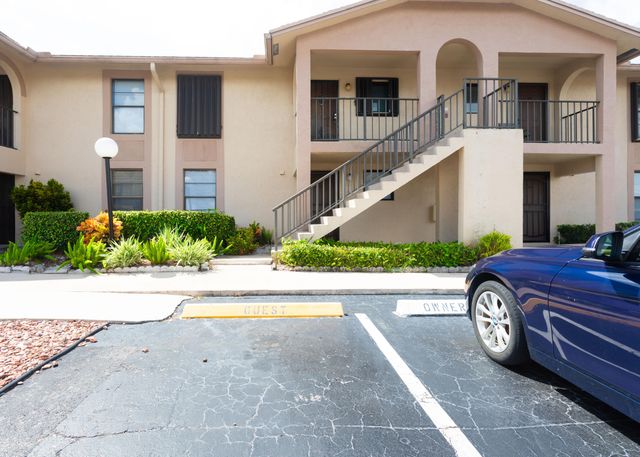 9467 Boca Cove Circle 804, Boca Raton, FL 33428