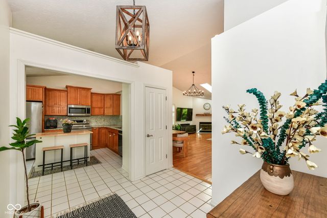 11453 Wilderness Trail, Fishers, IN 46038