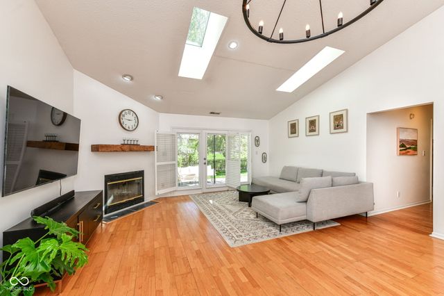 11453 Wilderness Trail, Fishers, IN 46038