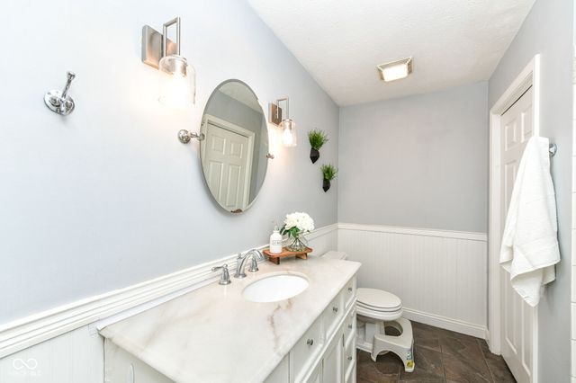 11453 Wilderness Trail, Fishers, IN 46038