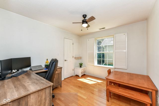 11453 Wilderness Trail, Fishers, IN 46038