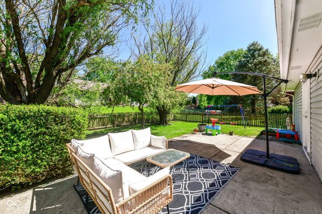 11453 Wilderness Trail, Fishers, IN 46038