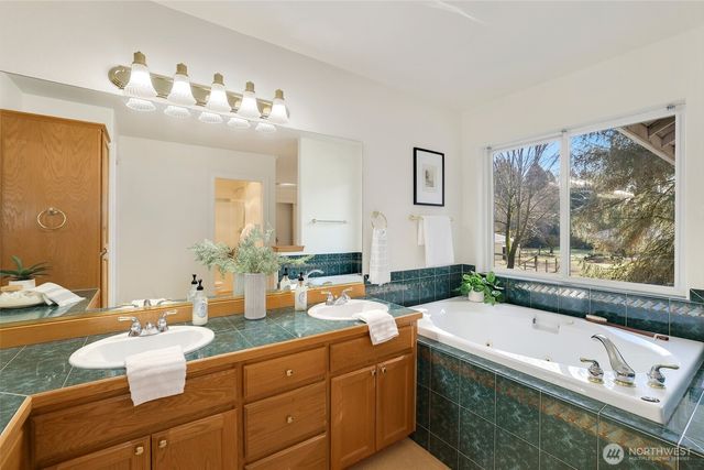 2726 9th Street SW, Puyallup, WA 98373