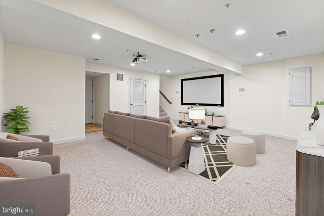 1627 WHITEHALL DR, Silver Spring, MD 20904
