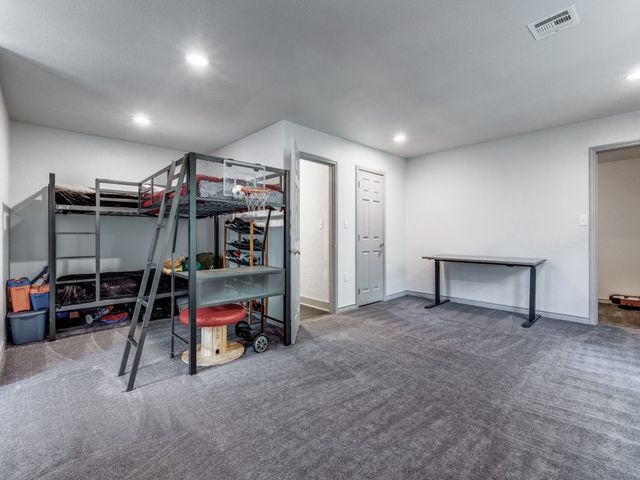 203 Pueblo Drive, Lake Kiowa, TX 76240