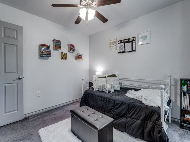 203 Pueblo Drive, Lake Kiowa, TX 76240