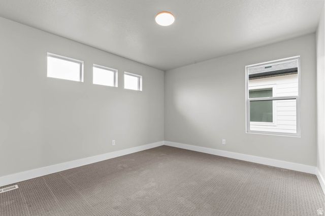 4992 W GREEN ASH LN, Highland, UT 84003