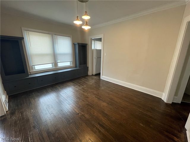 3241 Kildare Road, Cleveland Heights, OH 44118
