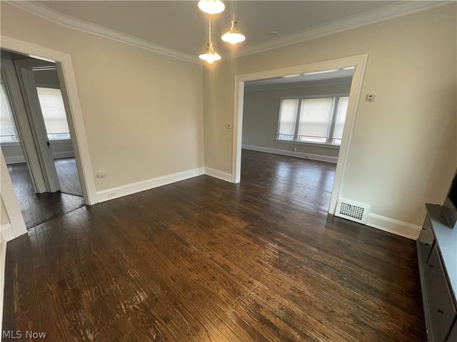 3241 Kildare Road, Cleveland Heights, OH 44118