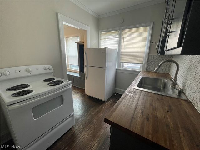 3241 Kildare Road, Cleveland Heights, OH 44118