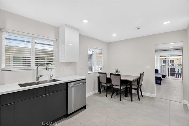 1344 5th 16, Glendale, CA 91201