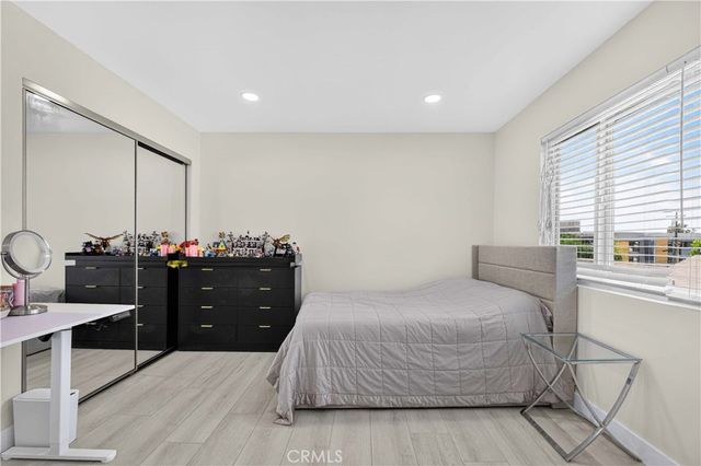 1344 5th 16, Glendale, CA 91201
