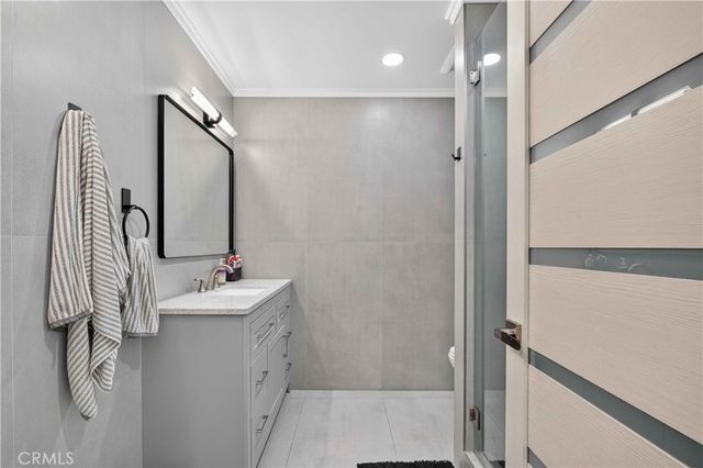 1344 5th 16, Glendale, CA 91201