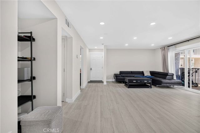 1344 5th 16, Glendale, CA 91201
