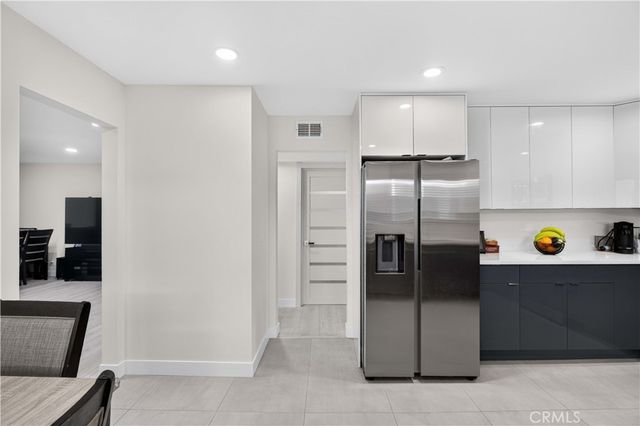1344 5th 16, Glendale, CA 91201