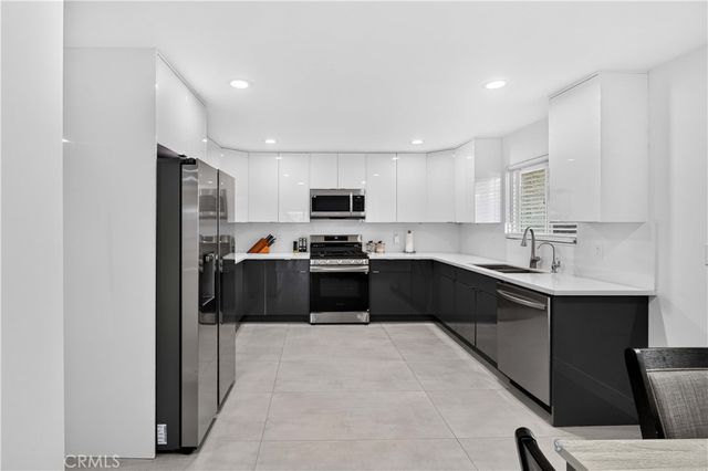 1344 5th 16, Glendale, CA 91201