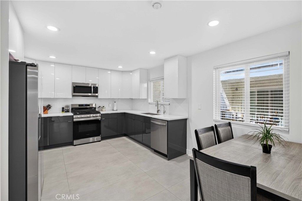 1344 5th 16, Glendale, CA 91201