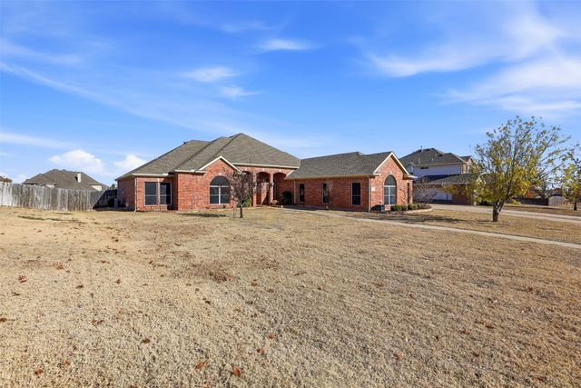 1524 Desert Hills Drive, Fort Worth, TX 76052