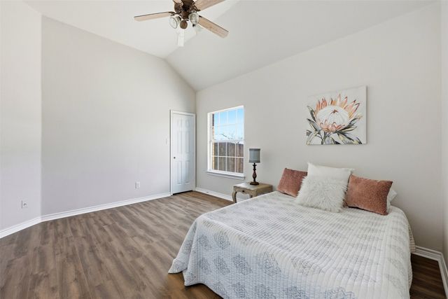 1524 Desert Hills Drive, Fort Worth, TX 76052