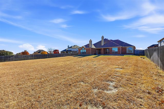 1524 Desert Hills Drive, Fort Worth, TX 76052