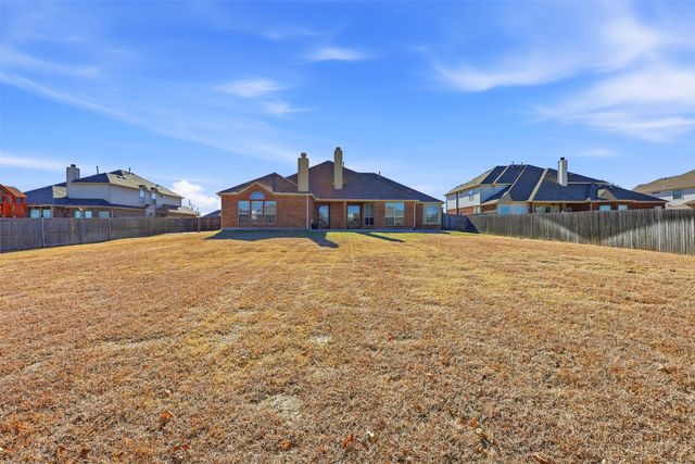 1524 Desert Hills Drive, Fort Worth, TX 76052