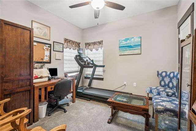 2237 Tranquil Ct NW, Cedar Rapids, IA 52405