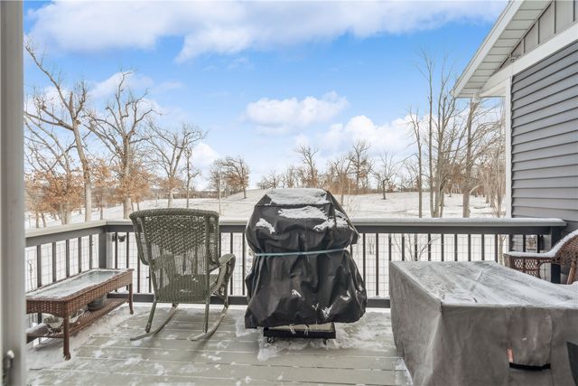 2237 Tranquil Ct NW, Cedar Rapids, IA 52405