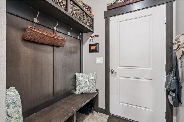 2237 Tranquil Ct NW, Cedar Rapids, IA 52405