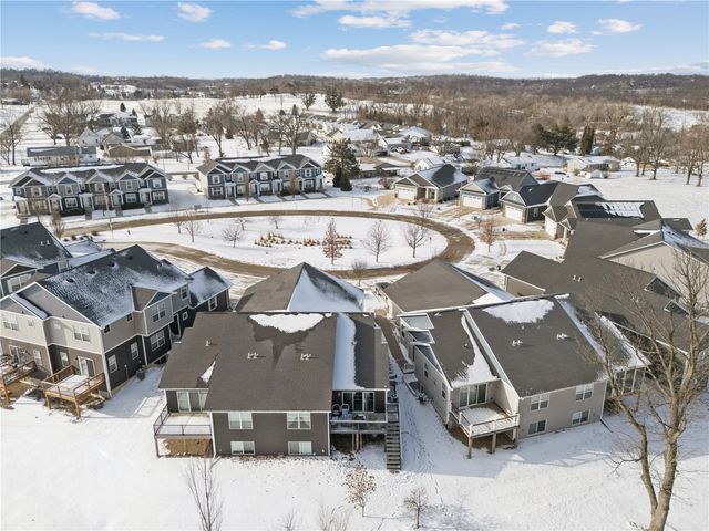 2237 Tranquil Ct NW, Cedar Rapids, IA 52405