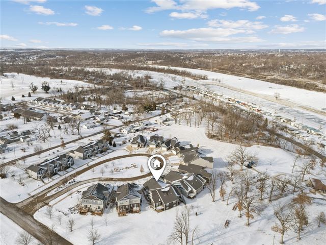 2237 Tranquil Ct NW, Cedar Rapids, IA 52405